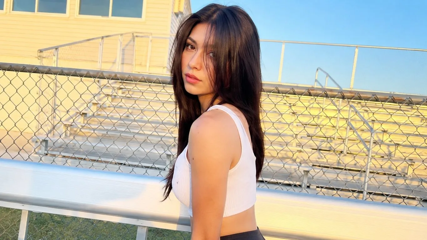 Aishah Sofey Height, Weight, and Physical Appearance